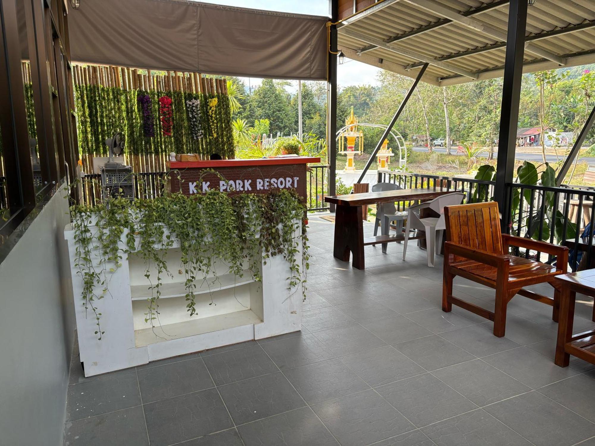 Khao Sok National Park K.K. Park Resort מראה חיצוני תמונה